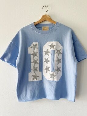 JUDITH MARCH | Custom Number Patch Short Sleeve Pullover 10 | S
